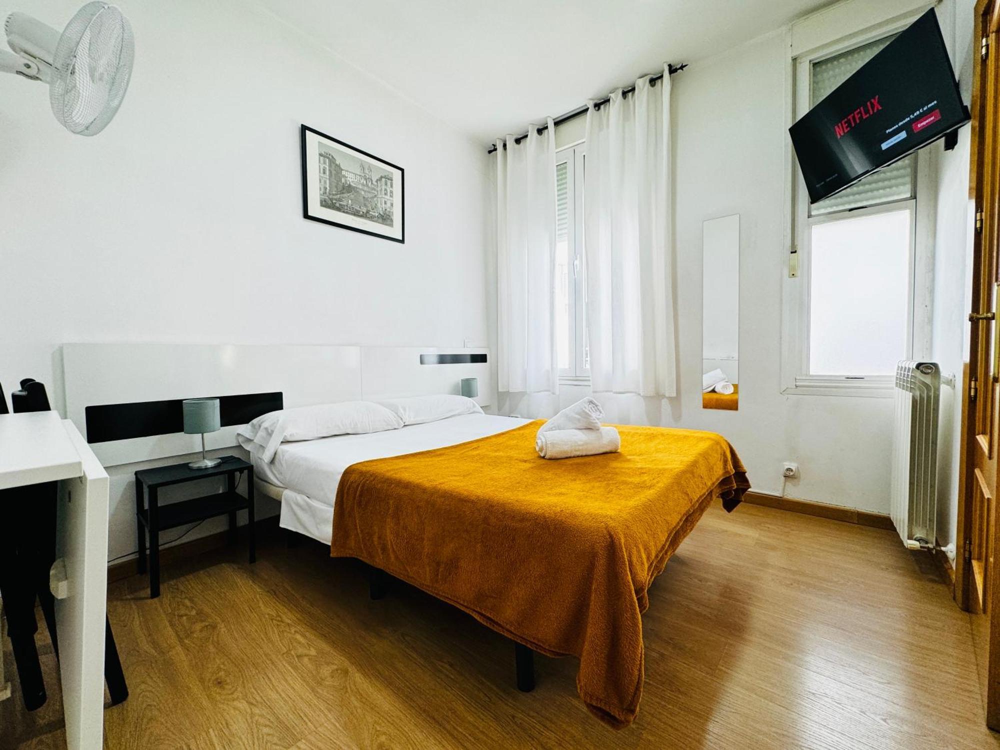 Hotel Ch Rayuela Madrid Esterno foto